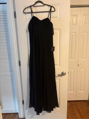 whimsical beauty emerald green satin plisse strapless maxi dress whimsical beauty emerald green satin plisse strapless dress